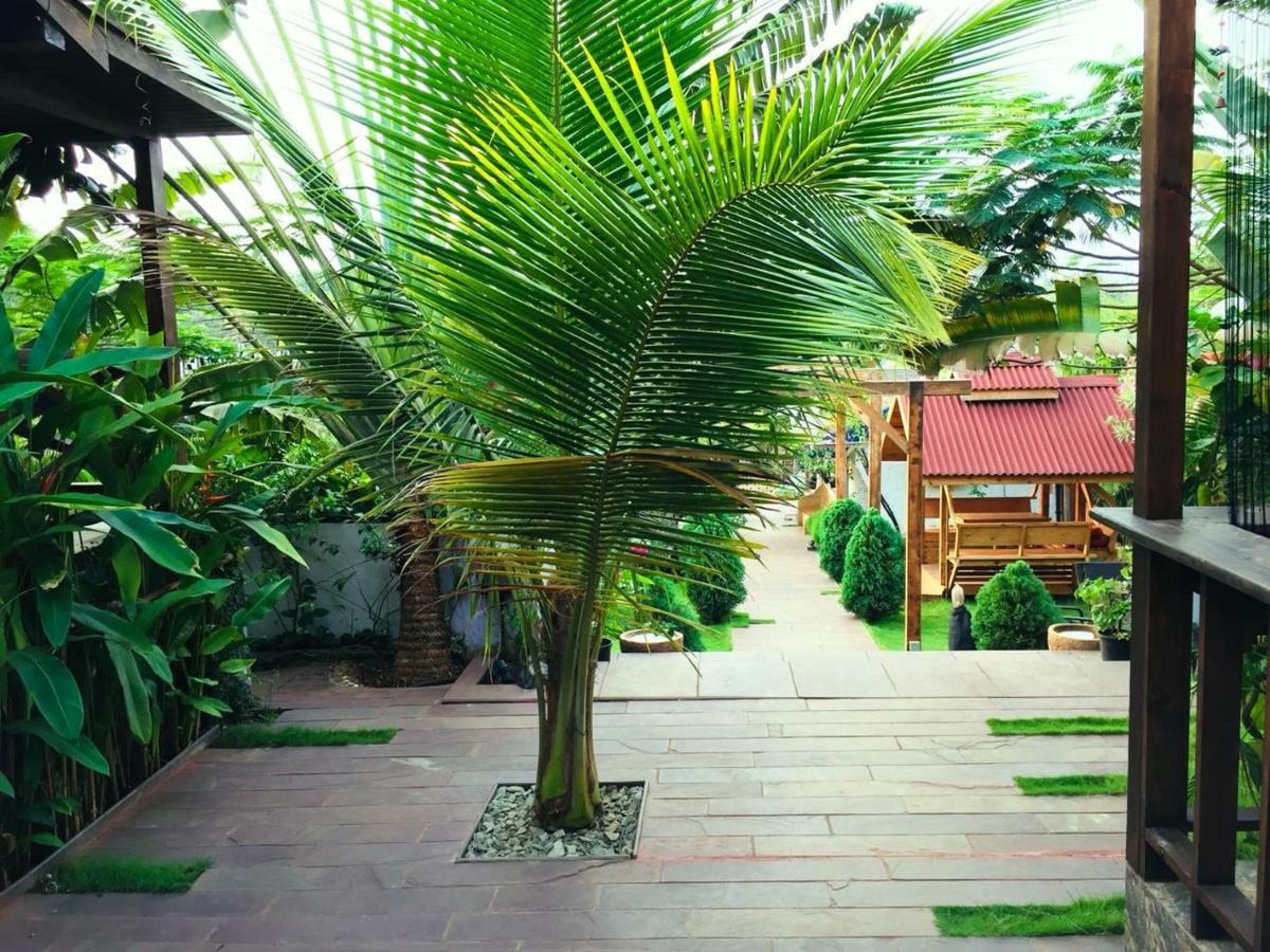 Rock Forest Goa Honeymoon Cottages Калангут Экстерьер фото